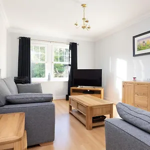 https://altido-modern-flat-with-free-parking.edinburghhotelsuk.org
