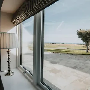 https://the-bothy-at-aikenshill.hotelsaberdeenuk.com